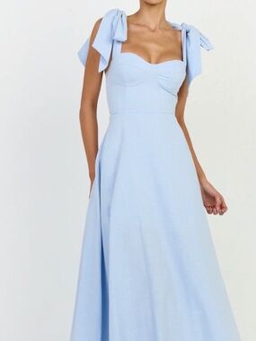 TYMIA MIDI DRESS in pastel blue